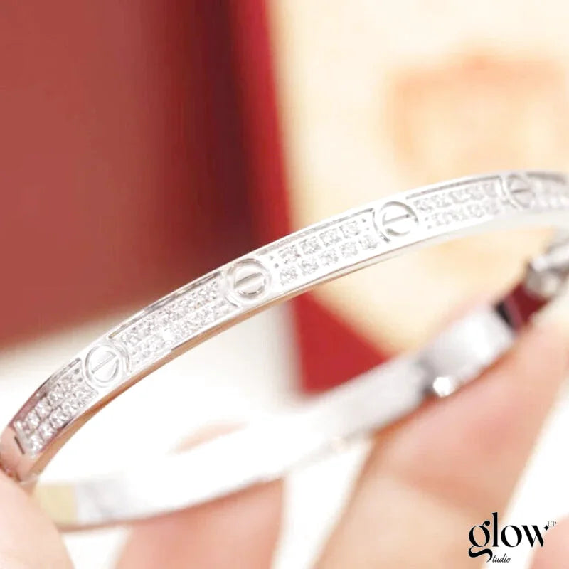 Cartier - Bracelet diamants Love