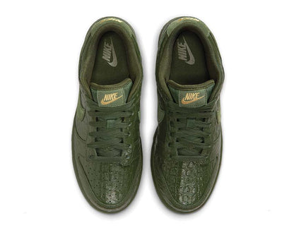 Nike Dunk Low W "Crocodile Green"